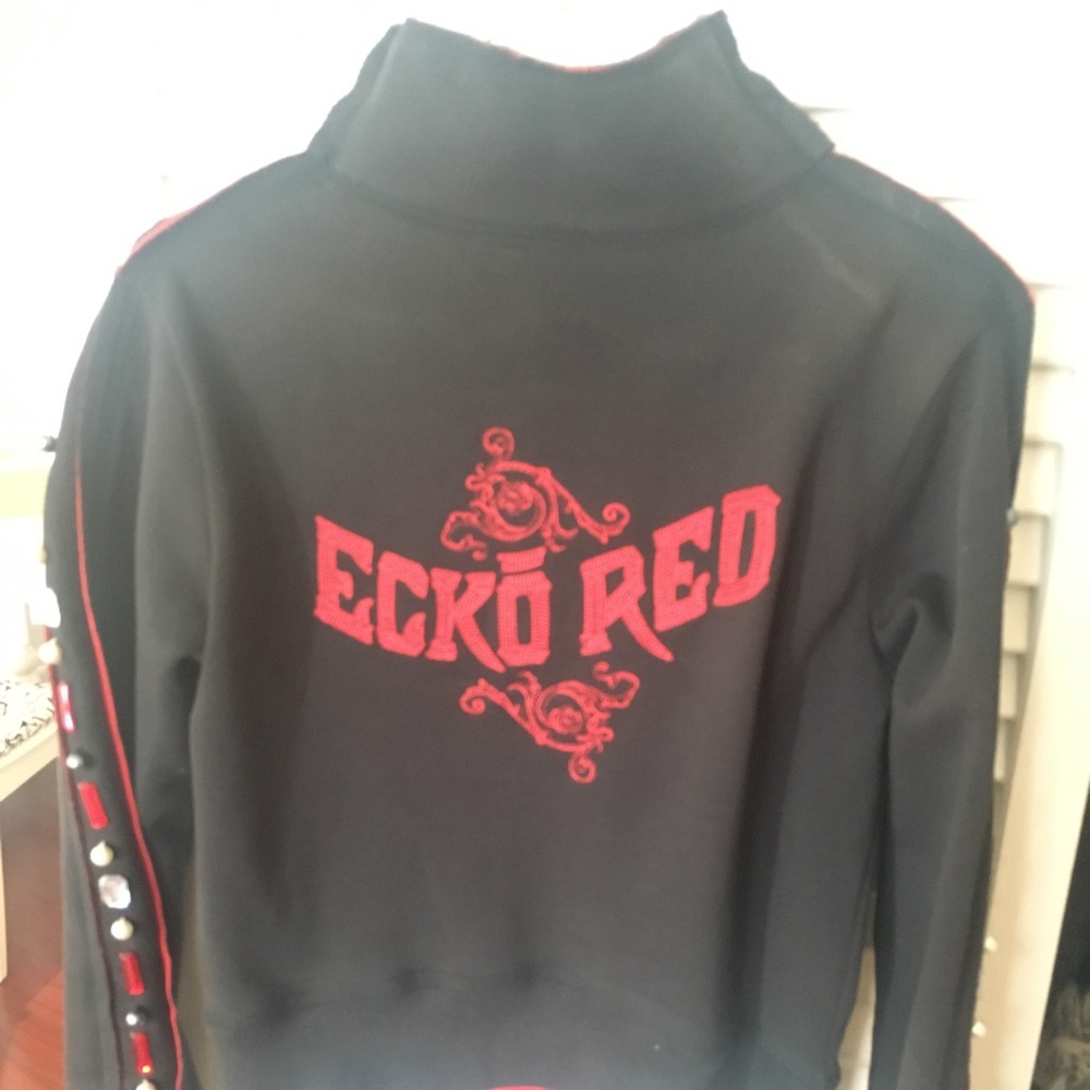 Ecko red sweatshirt.